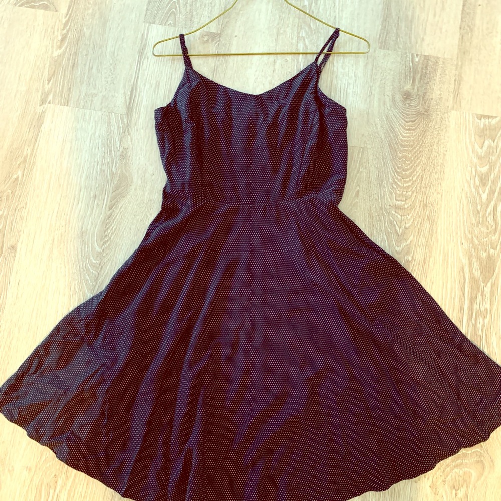 Perfect for day dress +long enough 4 business look